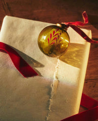 GLASS CHRISTMAS BAUBLE DECORATION