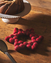 CHRISTMAS STAR-SHAPED WOOL TRIVET