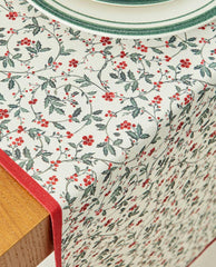 CHRISTMAS VINE COTTON TABLE RUNNER
