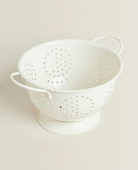LACQUERED COLANDER