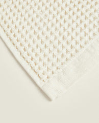 WAFFLE-KNIT COTTON TOWEL