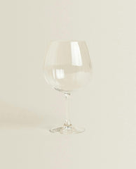 RAISED CRYSTALLINE WINE GLASS