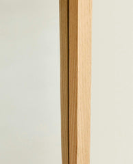 ROUND VERTICAL MIRROR WITH FRAME