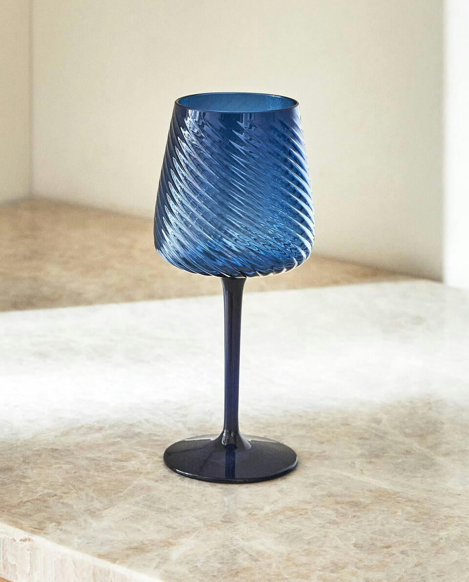 STRIPED GLASS