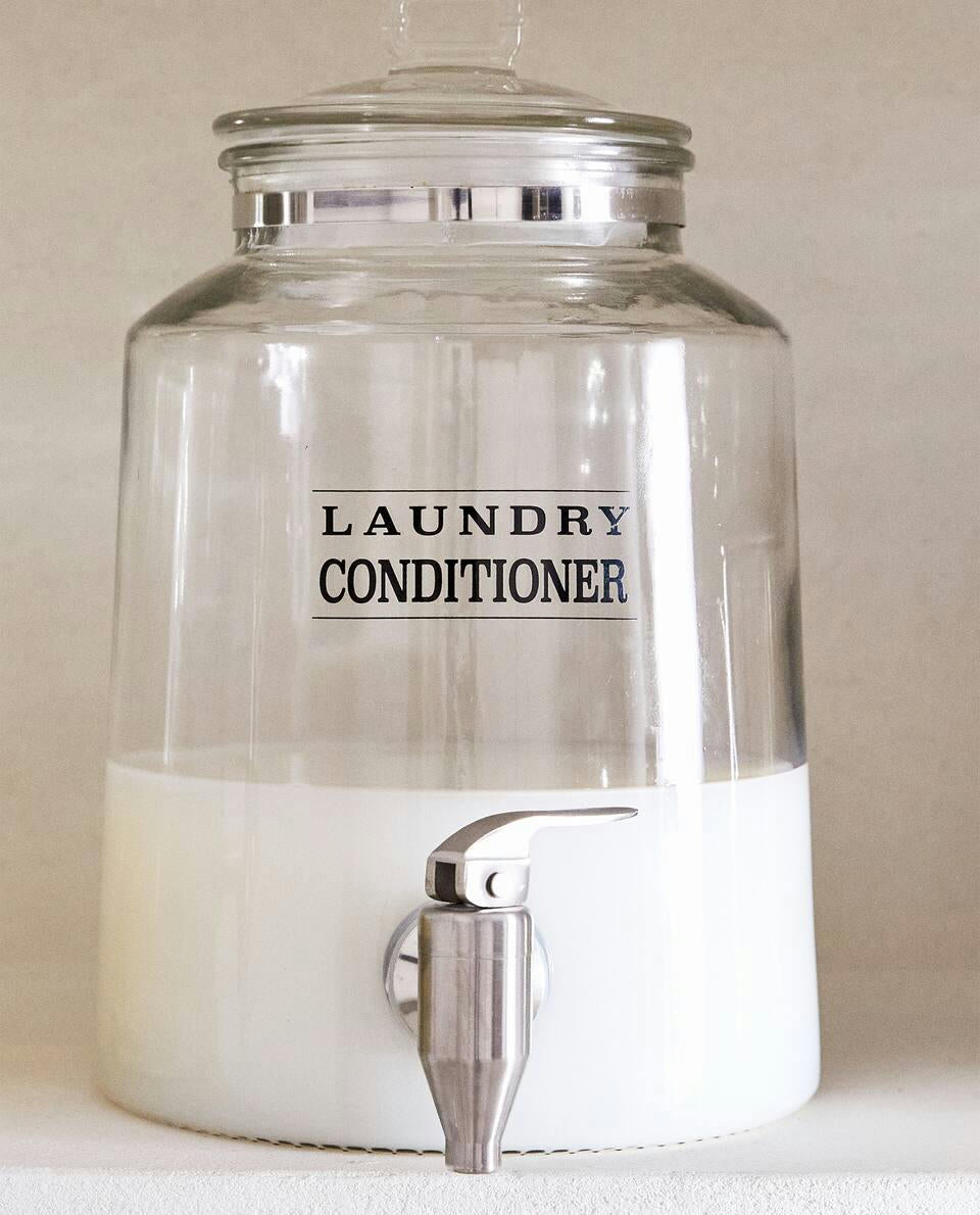 SOFTENER DISPENSER
