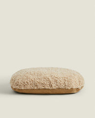 FUZZY OVAL PET CUSHION
