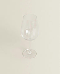 RAISED CRYSTALLINE WINE GLASS