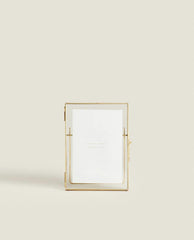 GOLDEN FRAME
