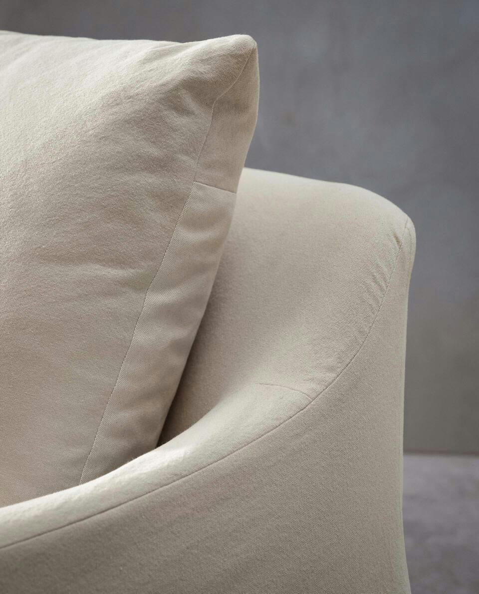 SOFA 01
