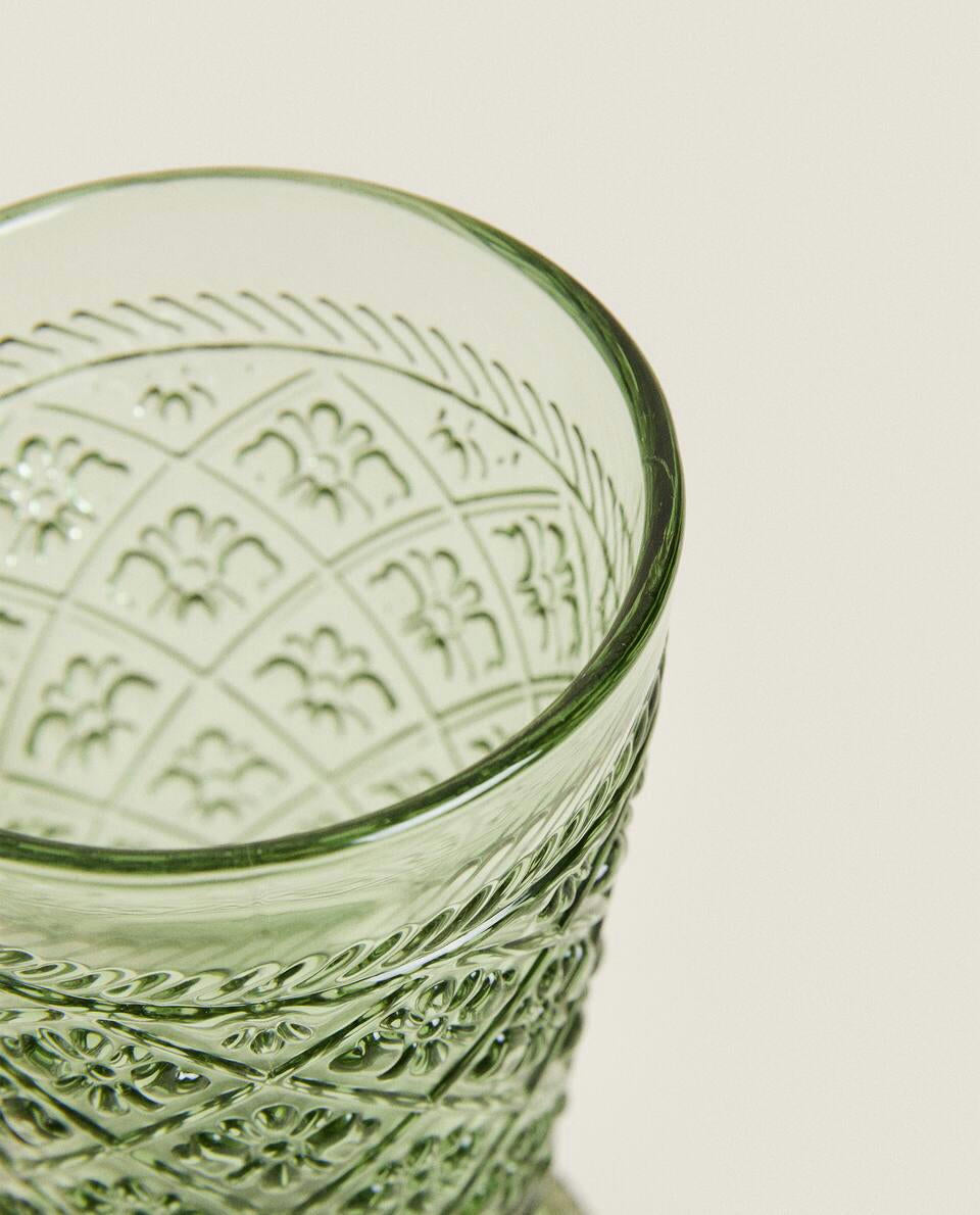 RAISED FLORAL DESIGN GLASS