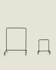 METAL STAND