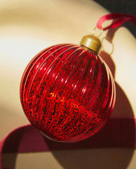 CHRISTMAS SPIRAL GLASS BAUBLE DECORATION