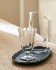 RAISED FACETED WINE GLASS