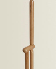 WOODEN DUSTPAN AND BRUSH SET