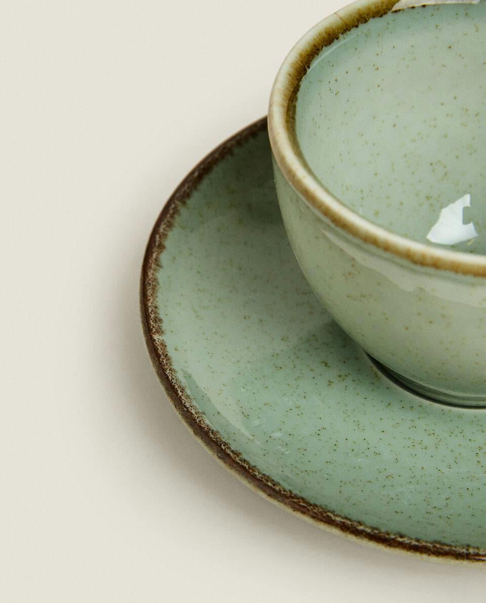 RIM DETAIL TEACUP