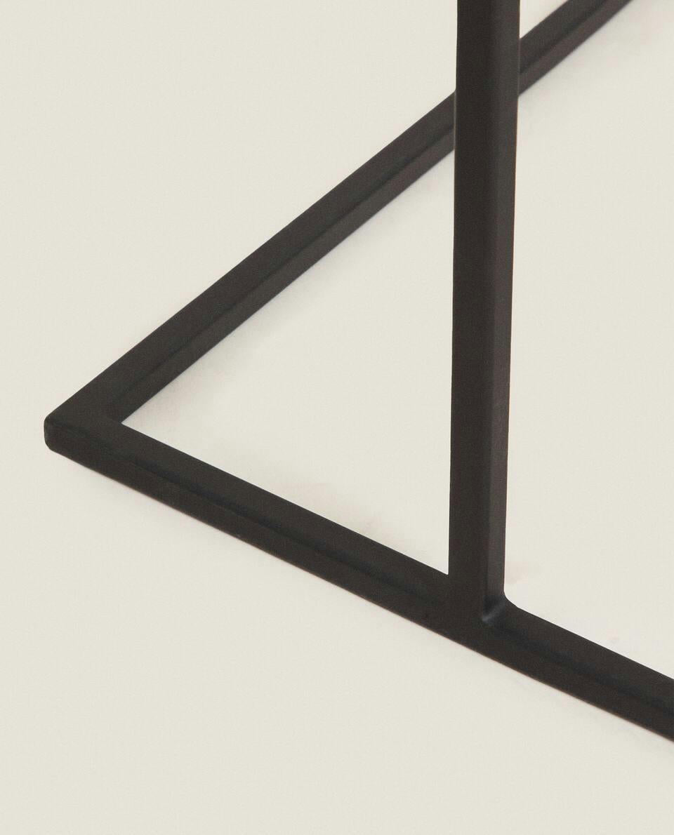 METAL RACK