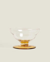 ICE-CREAM CUP WITH A COLOURED BASE