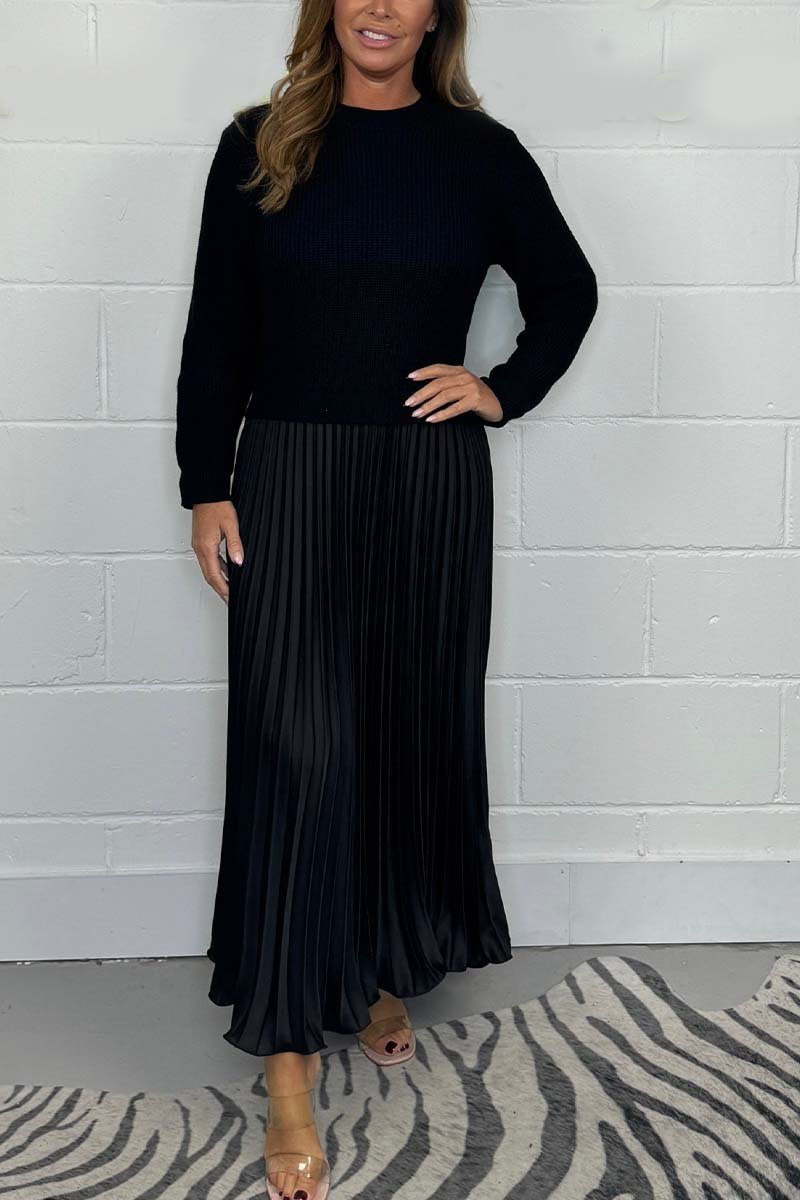 Women’s Stylish and Elegant Round-neck Pleated Dress